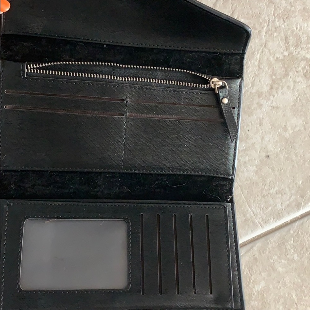 Wallet - Picture 3 of 5